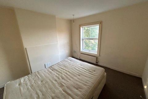 1 Pennygate, Spalding, PE11 1NL