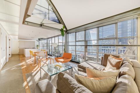 2 bedroom flat for sale, Bankside Lofts, 65 Hopton Street, London