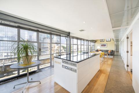 2 bedroom flat for sale, Bankside Lofts, 65 Hopton Street, London