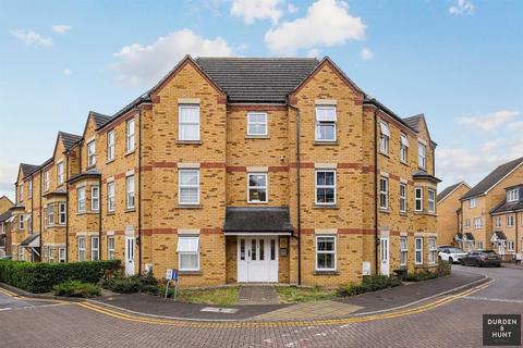 2 bedroom apartment for sale, Hyde Close, Romford, RM1