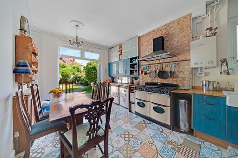 10 Studland Road, London, SE26 5NH