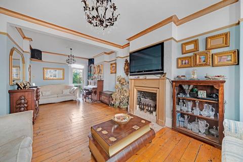 10 Studland Road, London, SE26 5NH