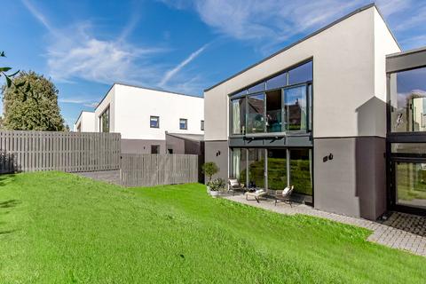 2 bedroom flat for sale, The Old Bowling Green,  McGlashan Garden, Crieff, Perthshire, PH7