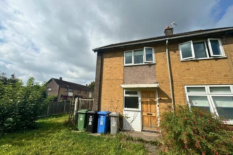 3 bedroom end of terrace house to rent, Heatherway, Sale, M33