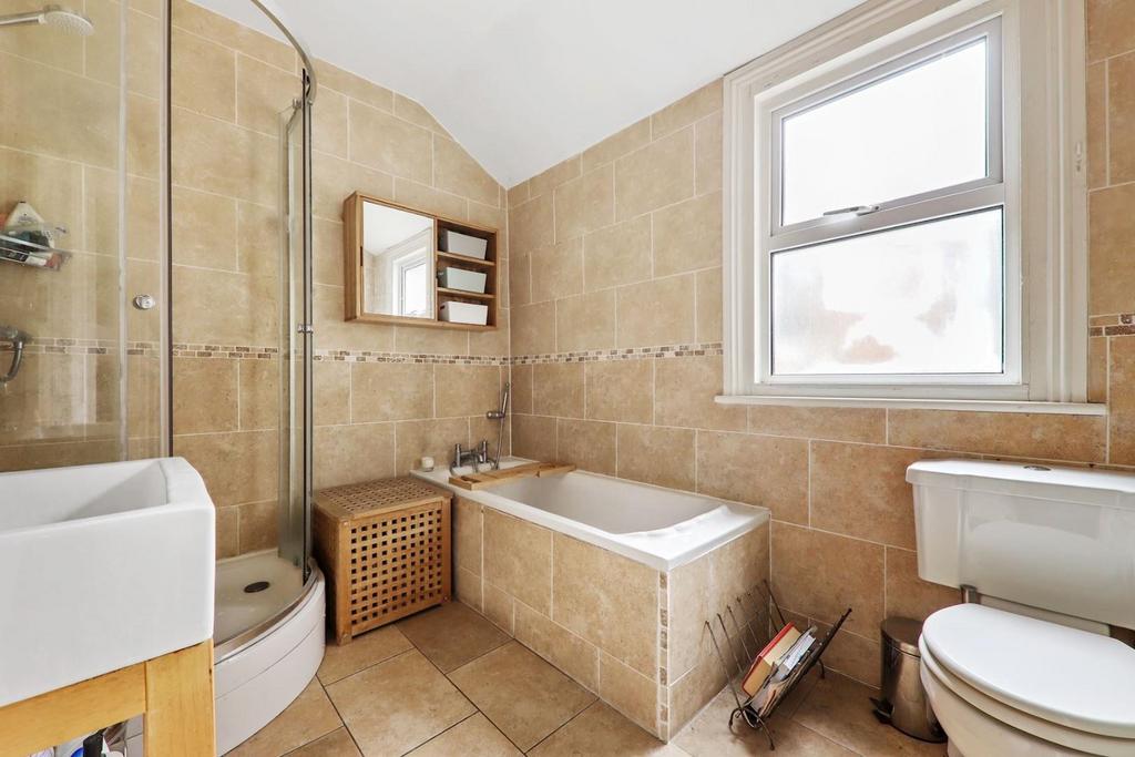 09-4de5 JHProp World - 194 Venner Road - 26 (1)-medi