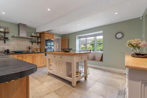 3 bedroom detached house for sale, The Leas, Cottesmore