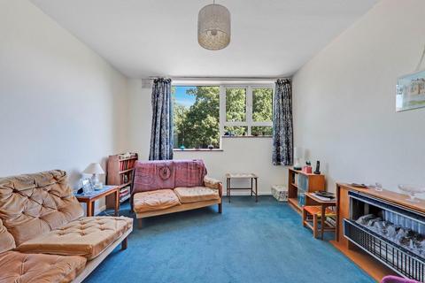 2 bedroom flat for sale, Westwood Hill, Sydenham, London