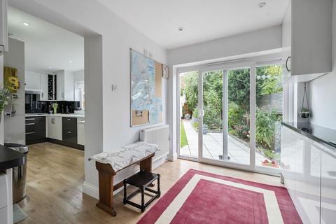 8a Chapel Road, Warlingham, CR6 9LH