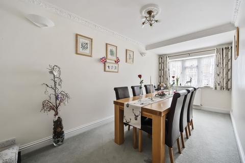 8a Chapel Road, Warlingham, CR6 9LH