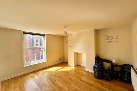 2 bedroom flat for sale, Waltons Parade, Preston PR1