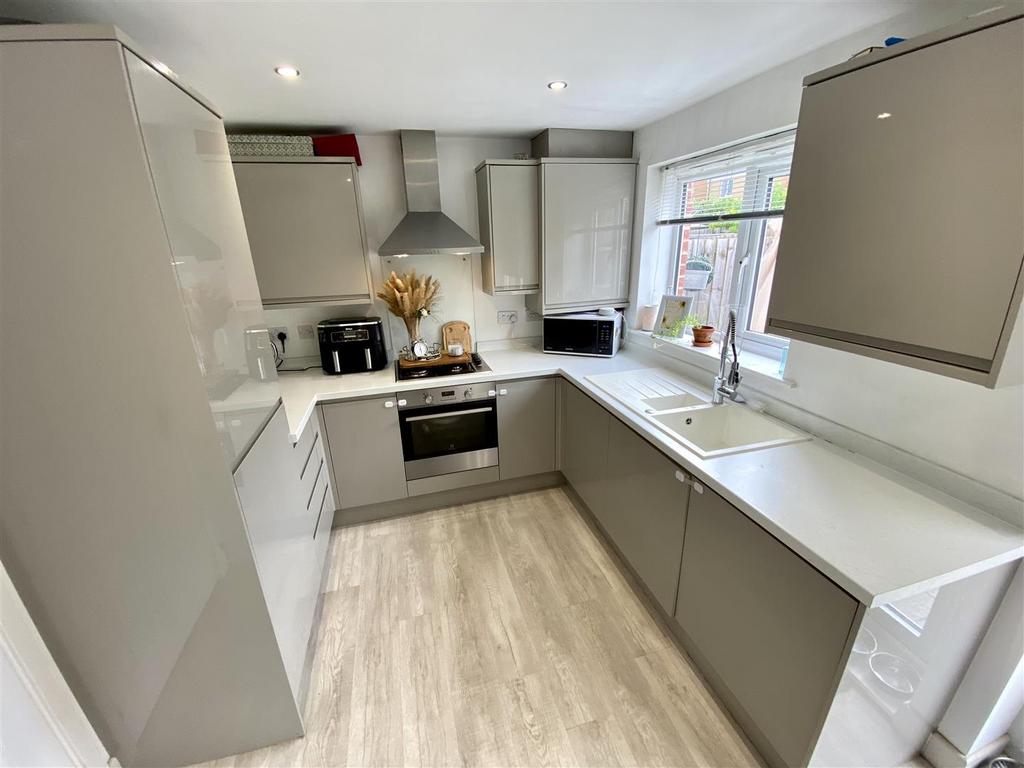 Open Plan Kitchen and Dining Room