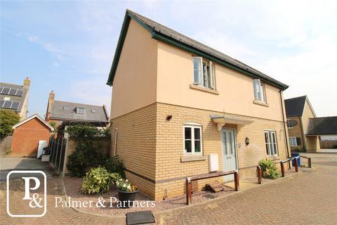 2 bedroom semi-detached house for sale, Huckleberry Crescent, Ipswich, Suffolk, IP3