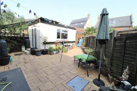 2 bedroom semi-detached house for sale, Huckleberry Crescent, Ipswich, Suffolk, IP3