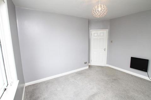 2 bedroom flat to rent, Haining Terrace, Whitecross EH49