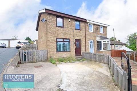 3 bedroom semi-detached house for sale, Thornsgill Avenue Cutler Heights, Bradford, West Yorkshire, BD4 9JS