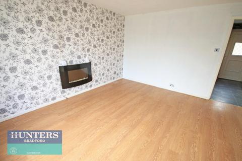 3 bedroom semi-detached house for sale, Thornsgill Avenue Cutler Heights, Bradford, West Yorkshire, BD4 9JS