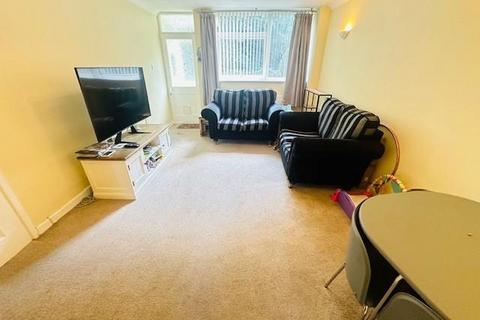 2 bedroom flat to rent, Thornhill Road, Sutton Coldfield