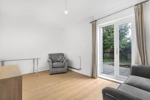 3 bedroom semi-detached house to rent, TEMPLE ROAD, COWLEY, OX4