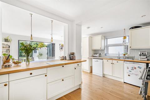 39 Bishops Road, Trumpington, Cambridge, CB2 9NQ