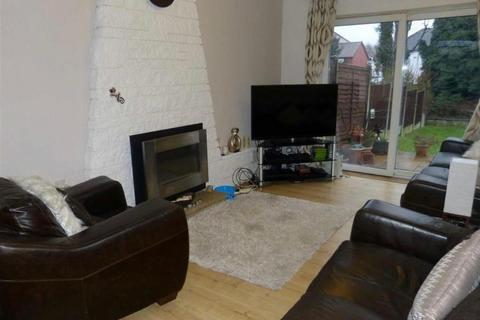 6 Heather Road, Smethwick, B67 7LW