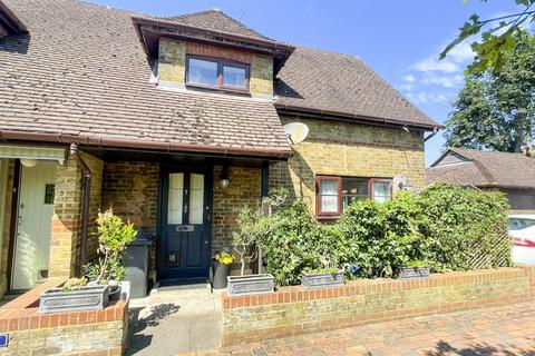 2 bedroom semi-detached house for sale, Wraysbury