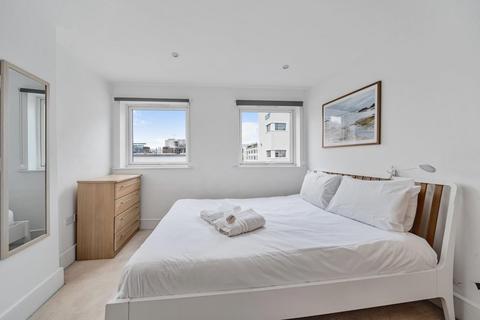 2 bedroom flat for sale, Shepherdess Walk, Hoxton