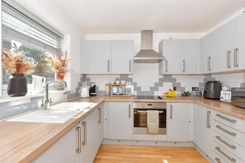 3 bedroom end of terrace house for sale, Olympia Way, Whitstable, Kent