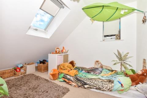 46 Olympia Way, Whitstable, CT5 3FF