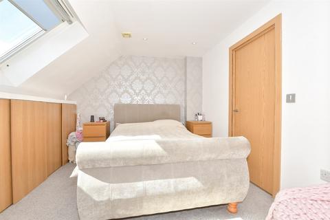 46 Olympia Way, Whitstable, CT5 3FF