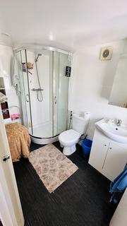 2 bedroom flat to rent, Alicia Gardens, Harrow HA3