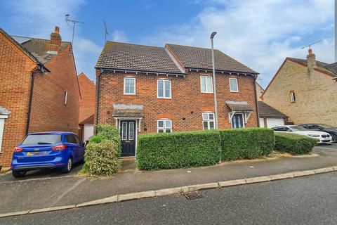 3 bedroom semi-detached house for sale, Trent Way, Leighton Buzzard