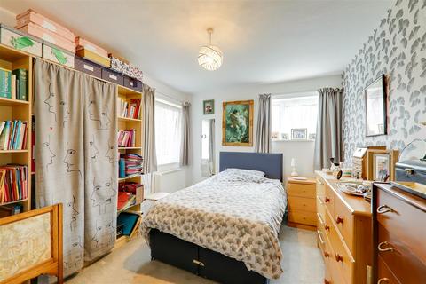 1 bedroom flat for sale, Helen Court, Mill Road, Worthing BN11