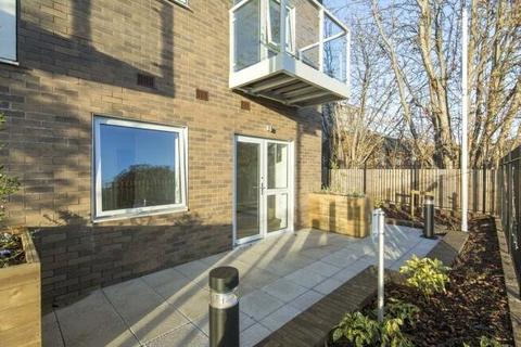 1 bedroom apartment for sale, Austen House, Station View, Guildford