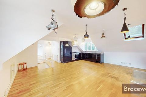 2 bedroom apartment for sale, Priory Road, London N8