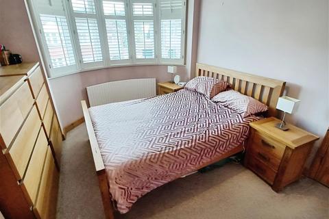 38 Allington Drive, Rochester, ME2 3SZ