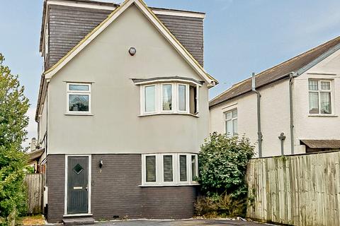 4 bedroom detached house for sale, South Primrose Hill, Chelmsford, Essex