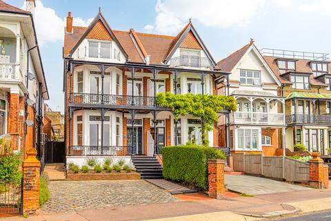 5 bedroom semi-detached house for sale, Westcliff-on-sea SS0