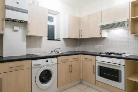 2 bedroom flat to rent, The Broadway, Mill Hill, NW7