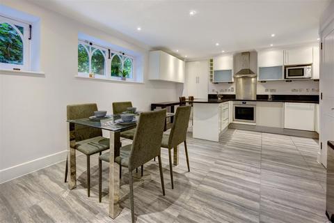 3 bedroom terraced house for sale, Jack Straws Castle, NW3