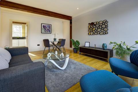 2 bedroom apartment for sale, Jack Straws Castle, NW3