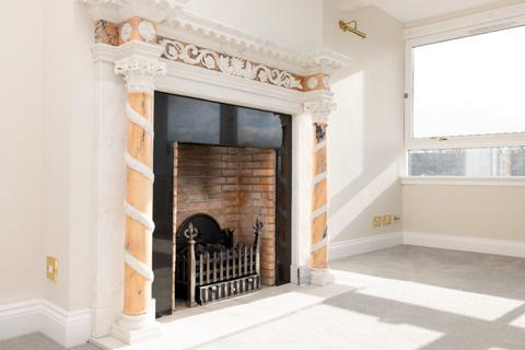 3 bedroom flat to rent, Riversdale Crescent, Murrayfield, Edinburgh, EH12