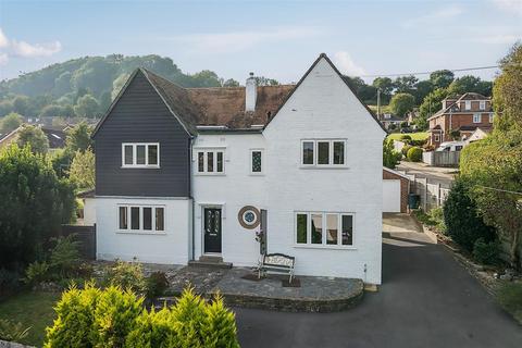 4 bedroom detached house for sale, St. Andrews Road, Bridport