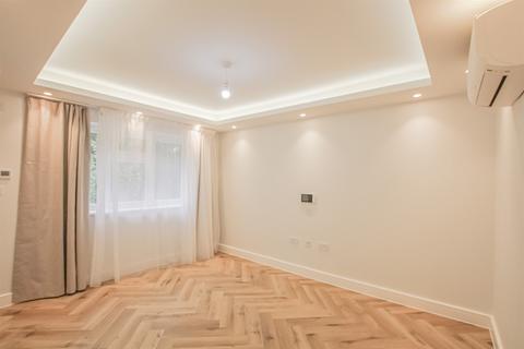 4 bedroom house to rent, Danescroft Gardens, Hendon, NW4