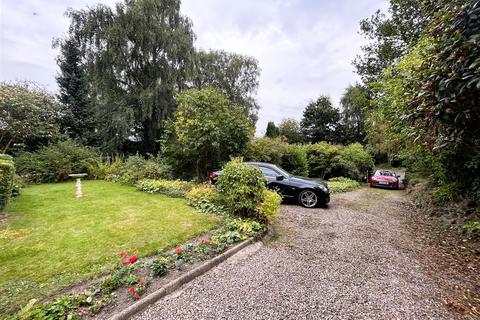 3 bedroom detached bungalow for sale, Ryknield Road, Belper DE56