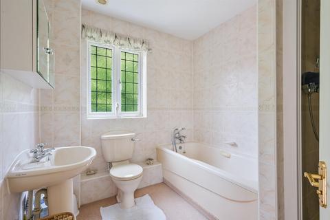 19 Lady Harewood Way, Epsom, KT19 7LE