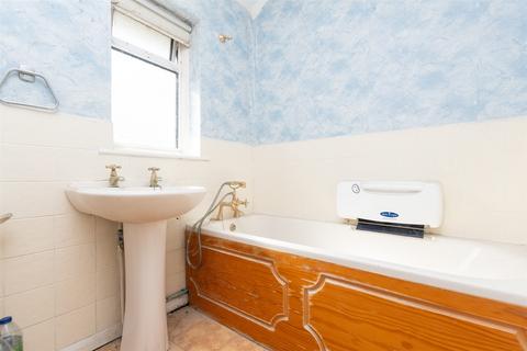 18 Beesfield Lane, Farningham, Dartford, DA4 0BZ