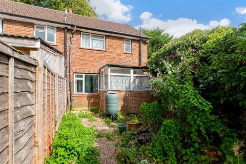 18 Beesfield Lane, Farningham, Dartford, DA4 0BZ