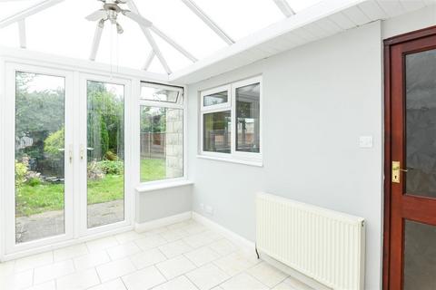 77 School Lane, Staverton, Trowbridge, BA14 6NZ