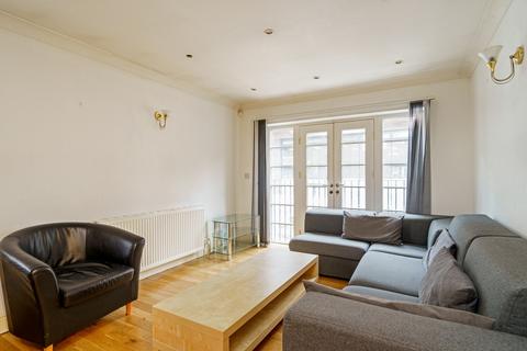 2 bedroom apartment to rent, Bevenden Street, London, N1