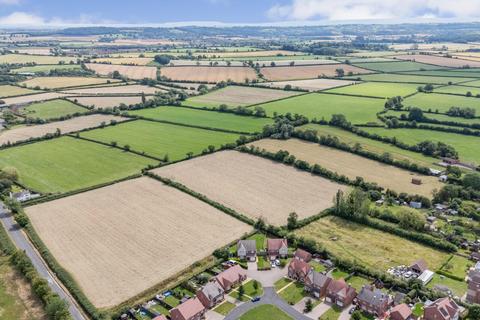 Land for sale, Pastureland at Village Farm, Flyford Flavell